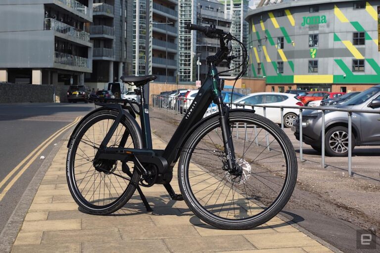Tenways AGO-T is a well-equipped, but heavy e-bike