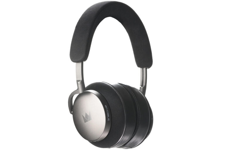 Noble Audio pairs dynamic and planar magnetic drivers in its first headphones